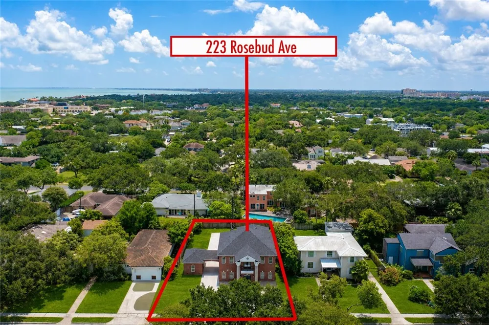 223 Rosebud Avenue Corpus Christi, TX 78404