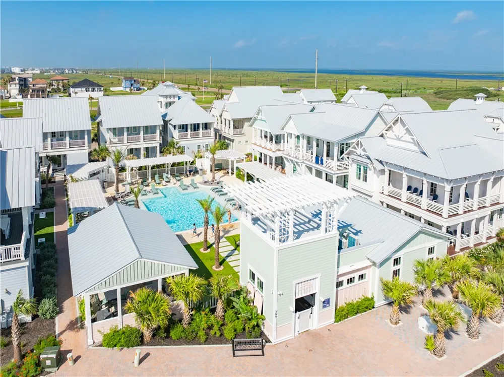 250 Tailwind Drive #F Port Aransas, TX 78373