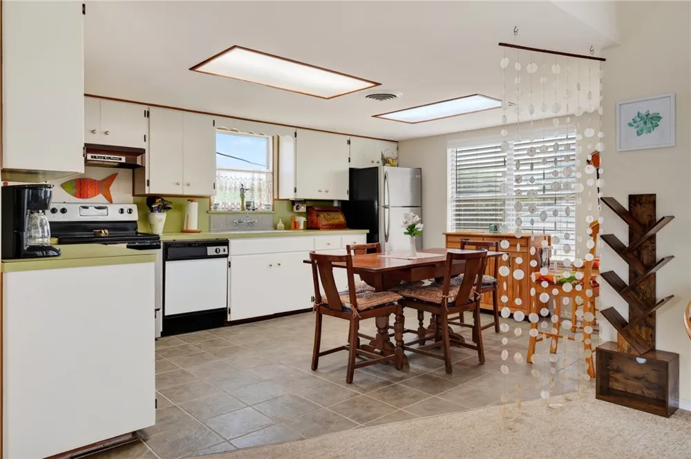 623 Woodhaven Ingleside, TX 78362