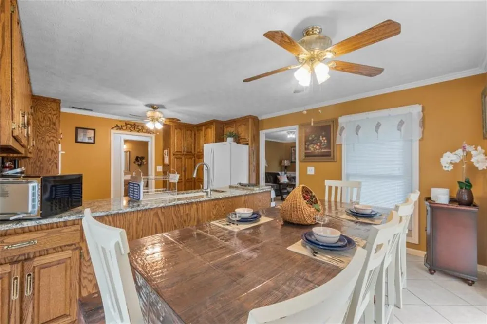 1061 Highway 92 Fayetteville, GA 30214