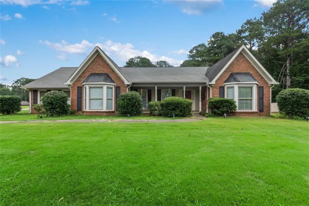 1061 Highway 92 Fayetteville, GA 30214