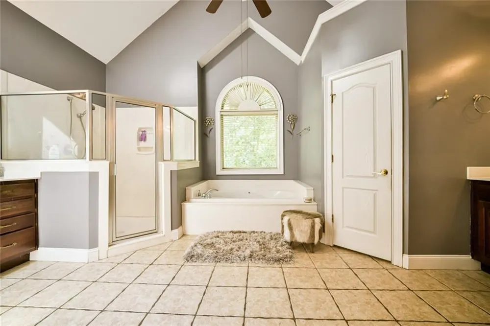 12426 Edgewater Drive Hampton, GA 30228