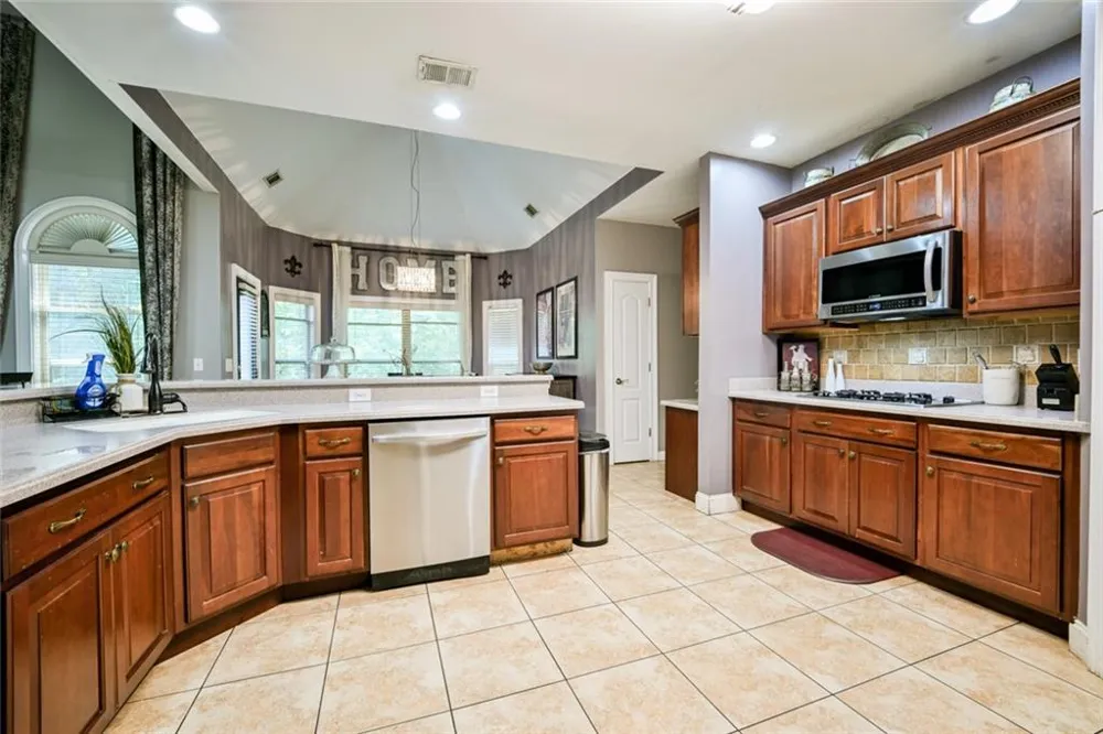 12426 Edgewater Drive Hampton, GA 30228