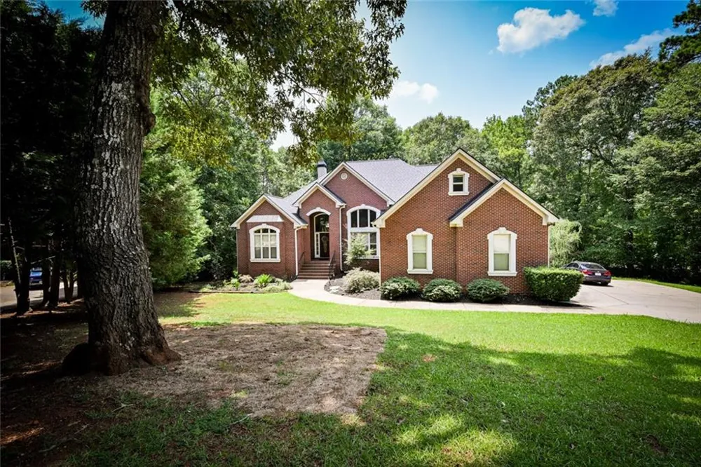 12426 Edgewater Drive Hampton, GA 30228