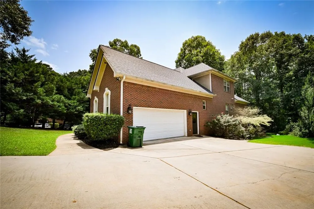 12426 Edgewater Drive Hampton, GA 30228