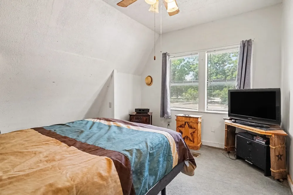 322 Hillcroft Drive Weatherford, TX 76087
