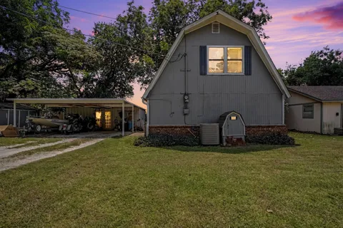 322 Hillcroft Drive