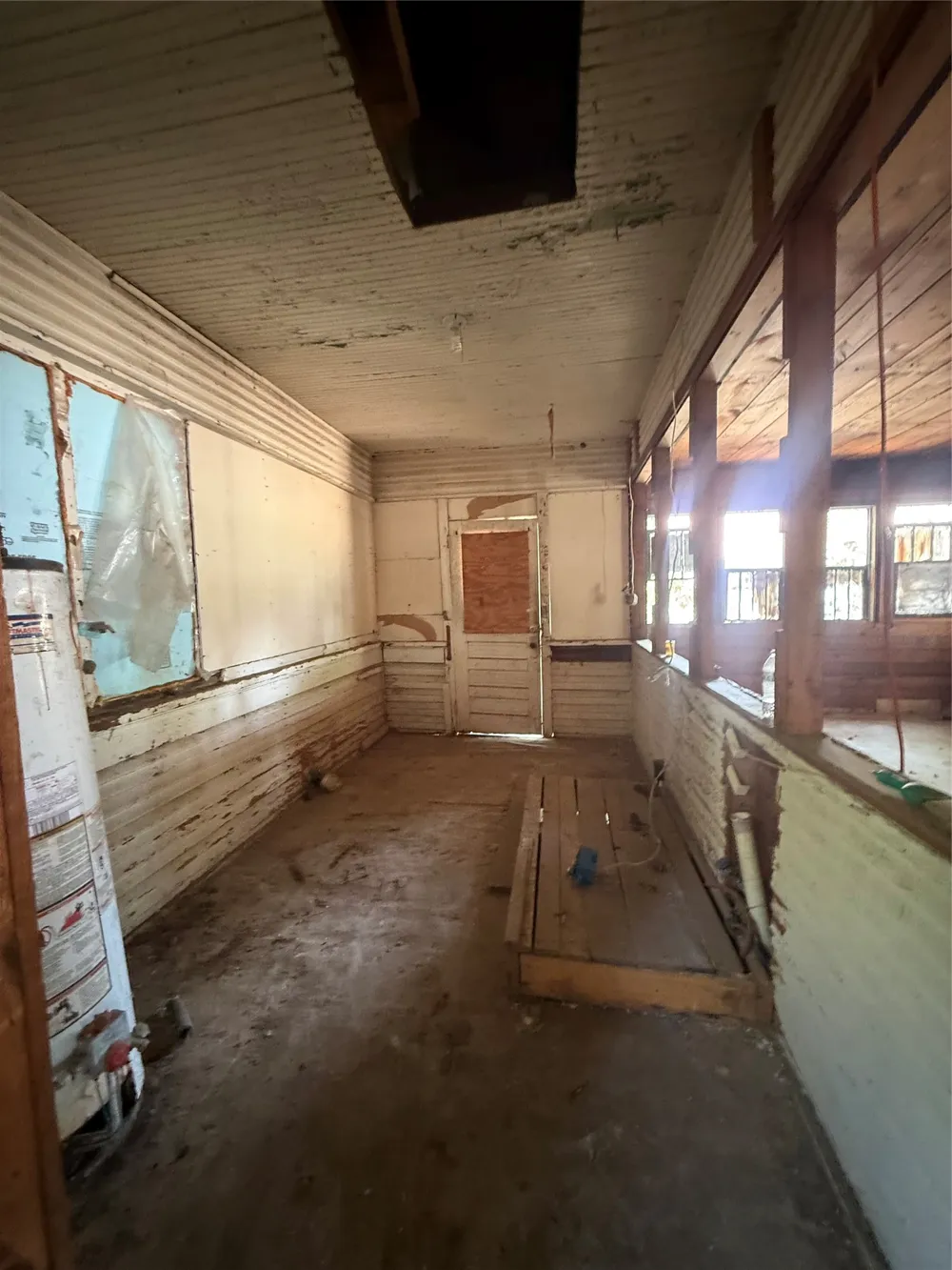 204 W Maple Street Whitewright, TX 75491