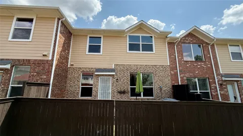 4651 Penelope Lane
