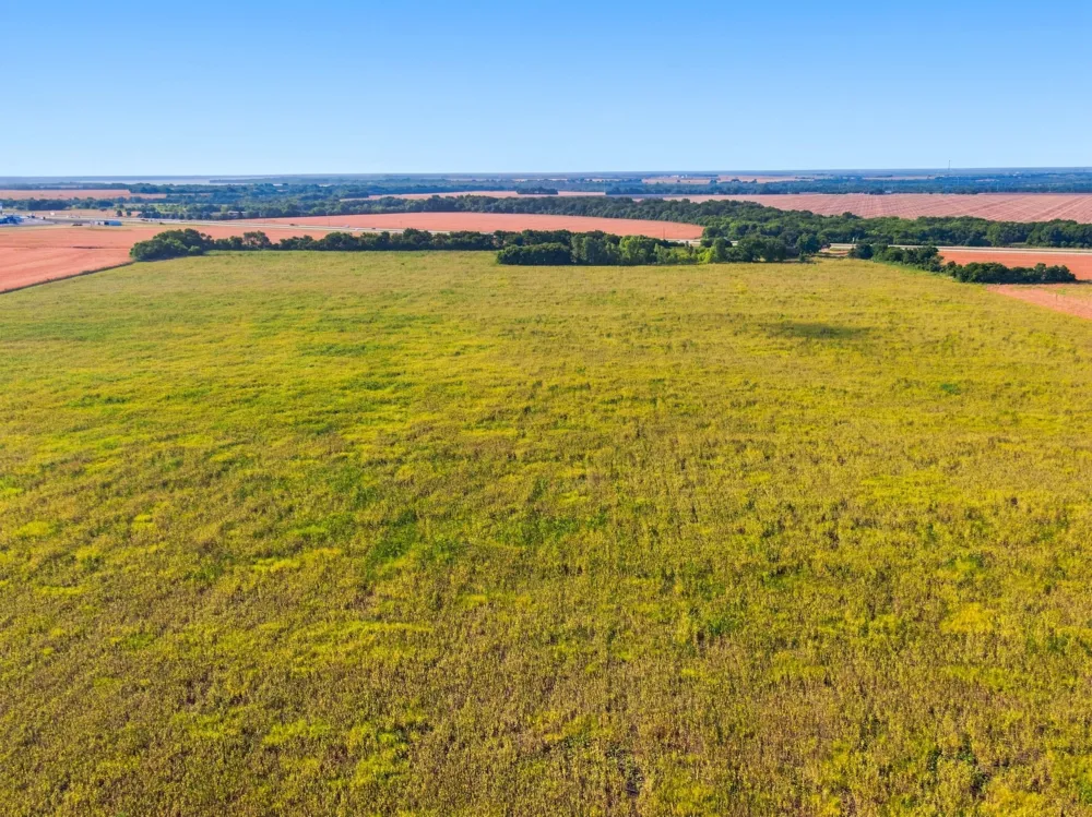 8424 W Ennis Avenue Ennis, TX 75119