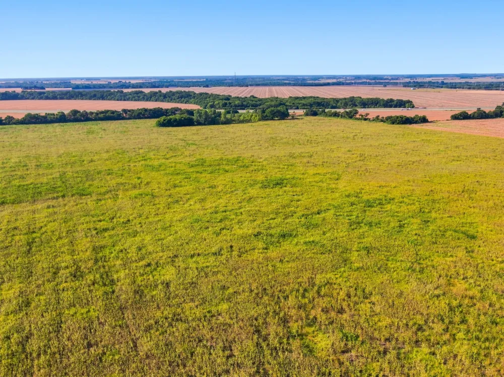 8424 W Ennis Avenue Ennis, TX 75119