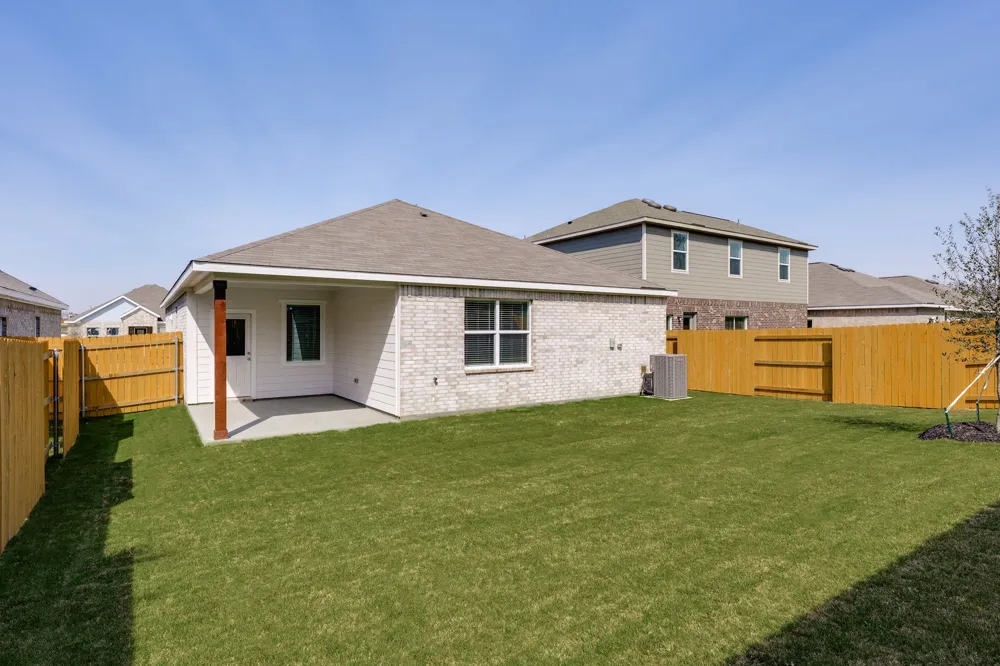 1710 Paul Drive Seagoville, TX 75159