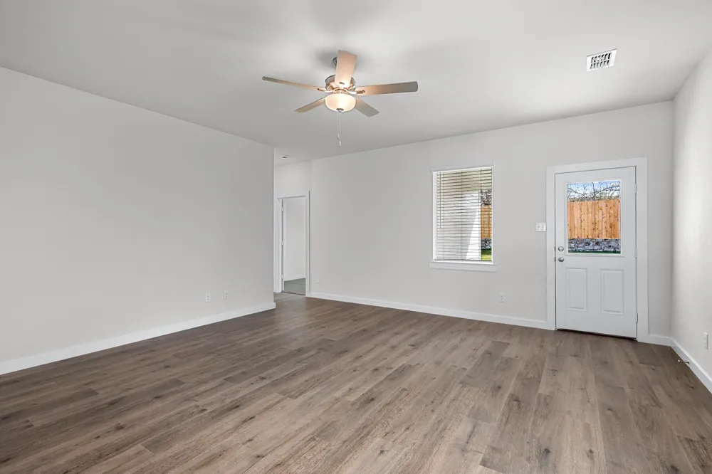 1710 Paul Drive Seagoville, TX 75159