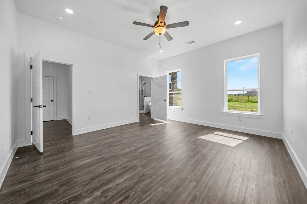 809 Vz County Road 2623 Wills Point, TX 75169