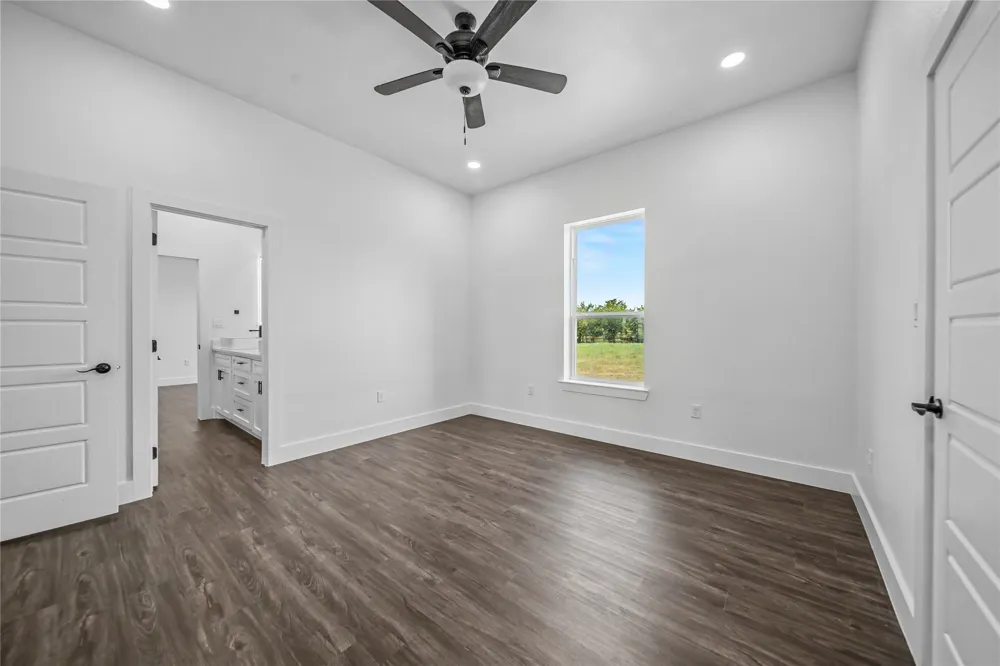 809 Vz County Road 2623 Wills Point, TX 75169