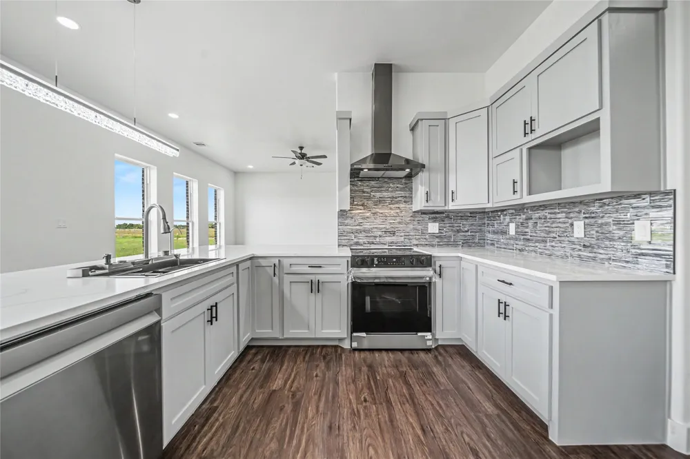 809 Vz County Road 2623 Wills Point, TX 75169