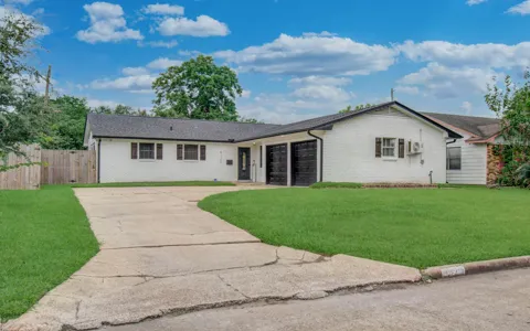 4123 Wuthering Heights Drive
