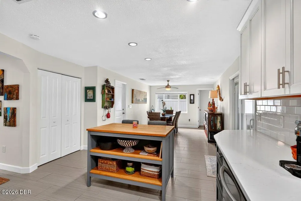 237 Brittany Avenue Port Orange, FL 32127