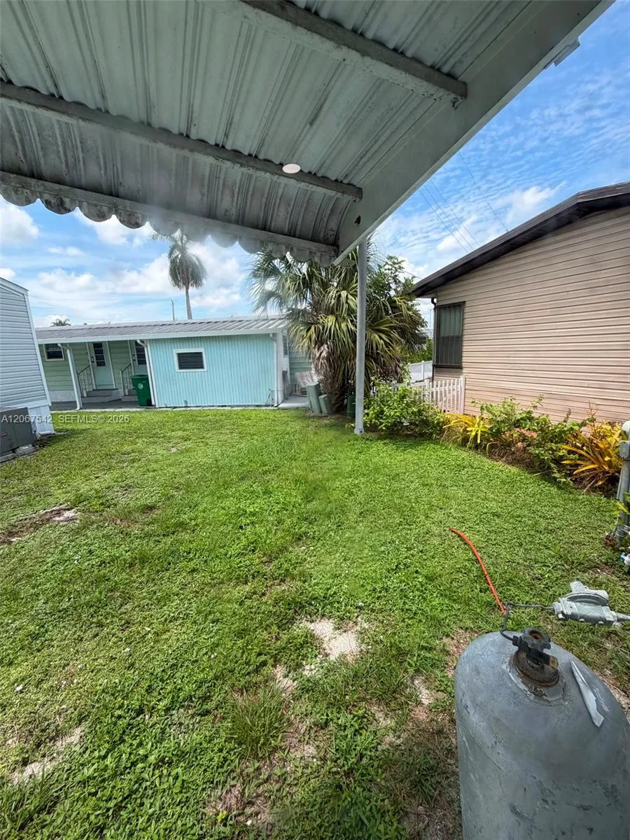 Address Not Shown Davie, FL 33324