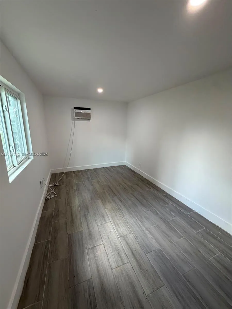 Address Not Shown Davie, FL 33324