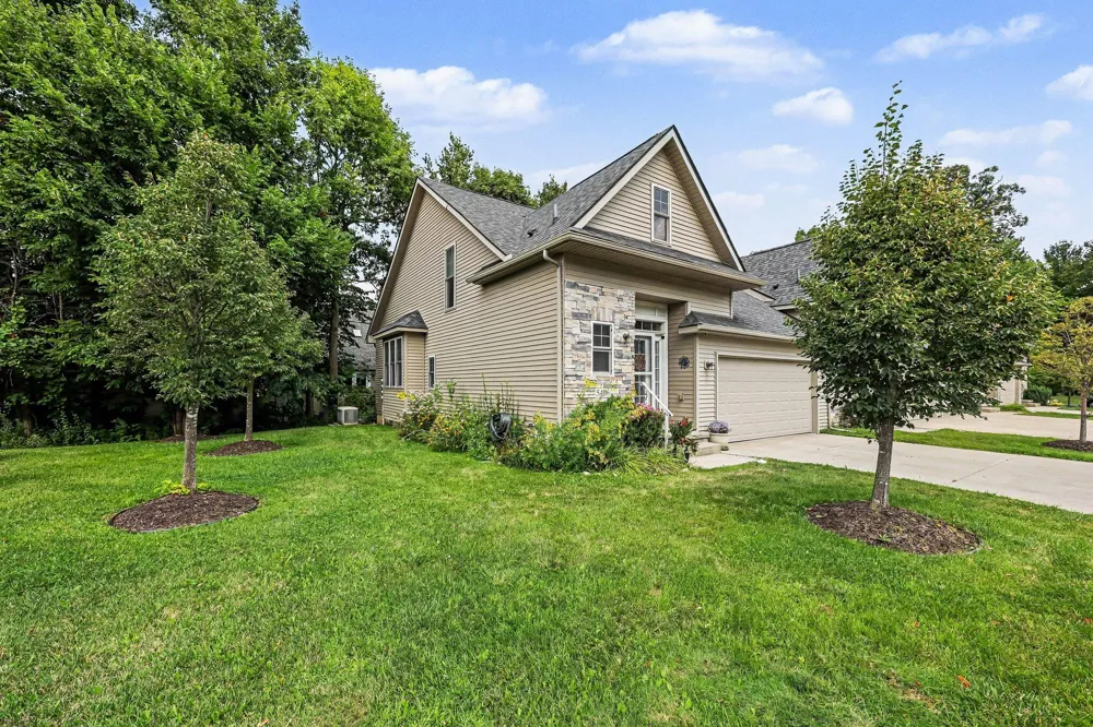 5496 Trillium Crossing Court Ann Arbor, MI 48103