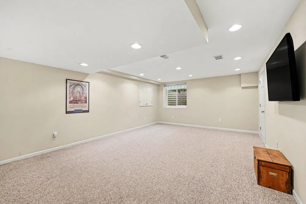 5496 Trillium Crossing Court Ann Arbor, MI 48103