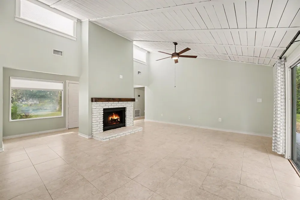 2550 COREY AVENUE Melbourne, FL 32904