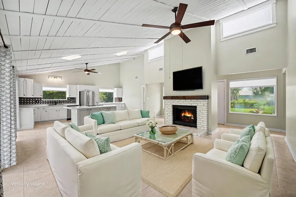 2550 COREY AVENUE Melbourne, FL 32904