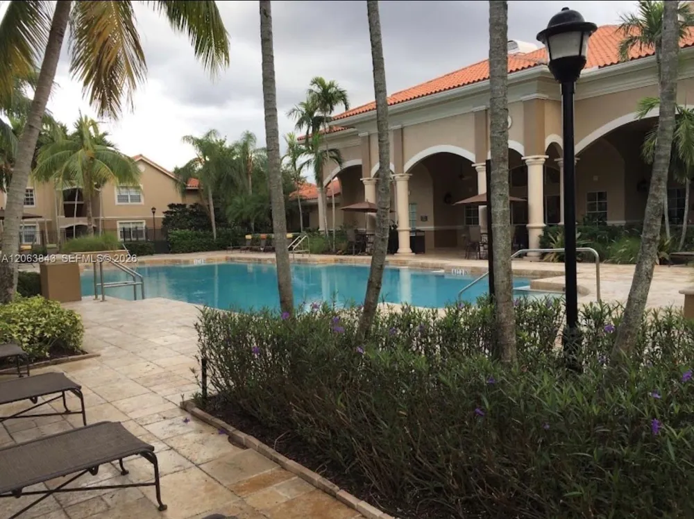 230 SW 117th Ter #11102 Pembroke Pines, FL 33025
