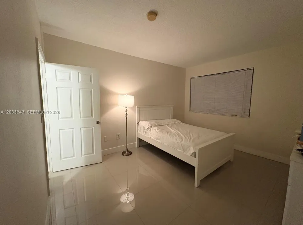 230 SW 117th Ter #11102 Pembroke Pines, FL 33025