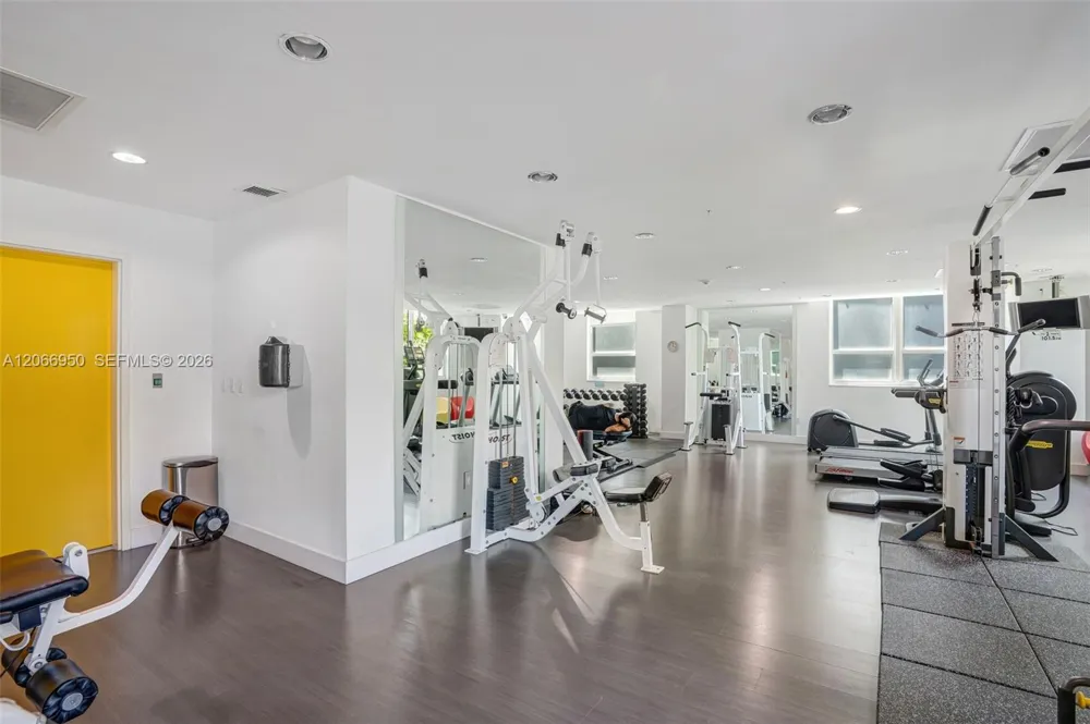 234 NE 3rd St #1007 Miami, FL 33132