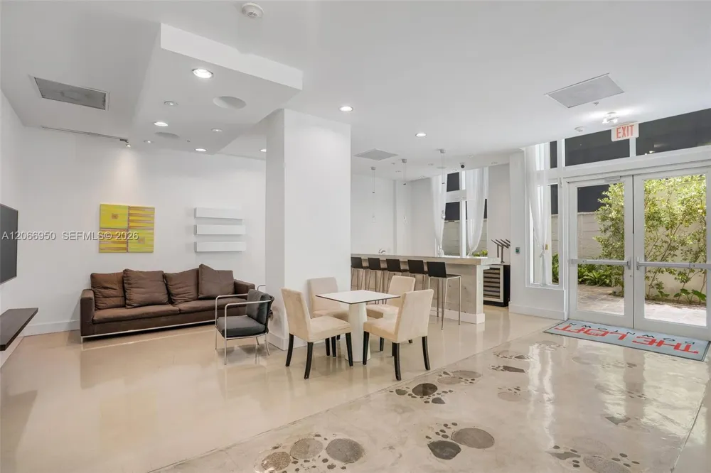 234 NE 3rd St #1007 Miami, FL 33132