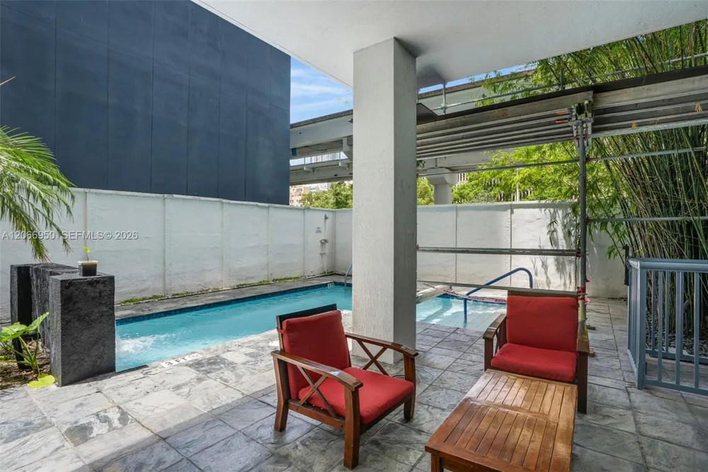 234 NE 3rd St #1007 Miami, FL 33132