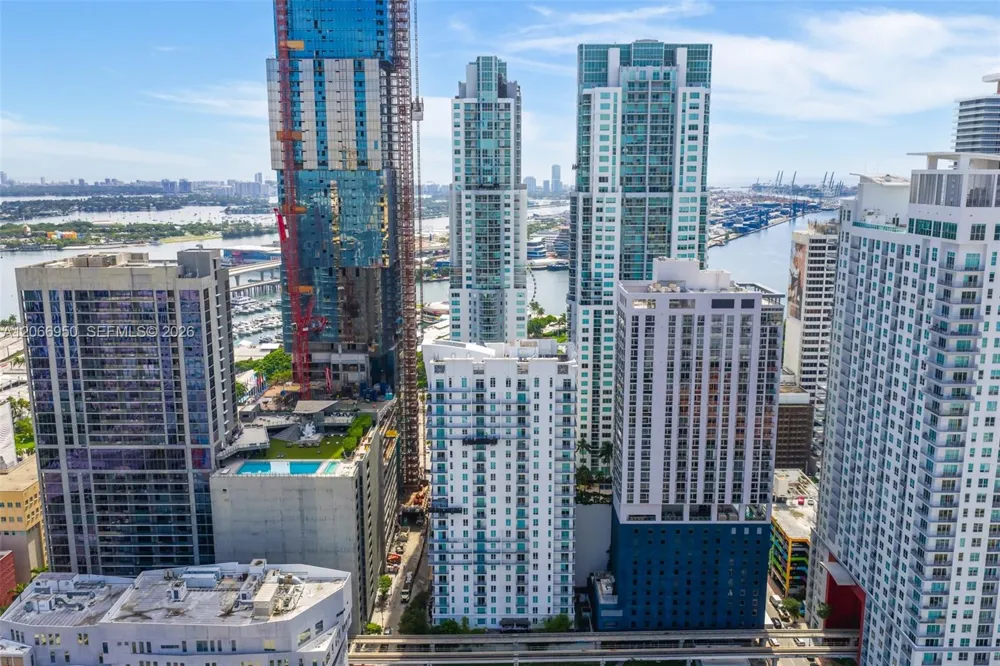 234 NE 3rd St #1007 Miami, FL 33132