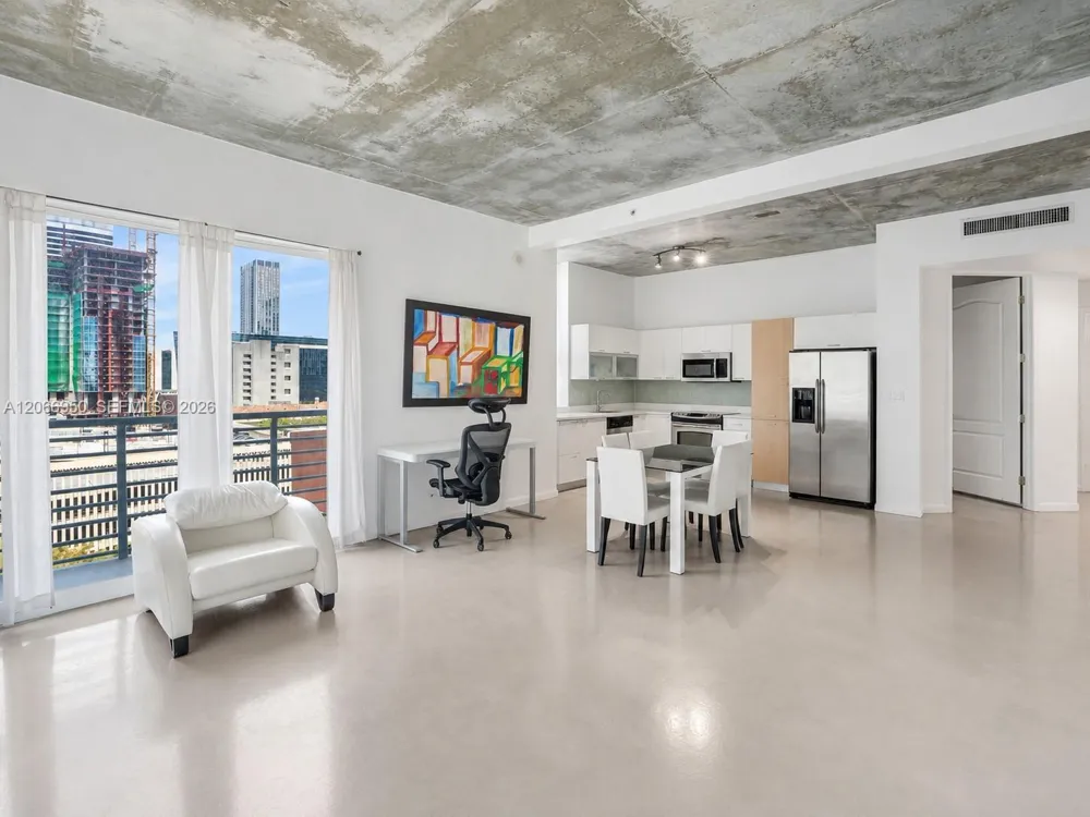 234 NE 3rd St #1007 Miami, FL 33132