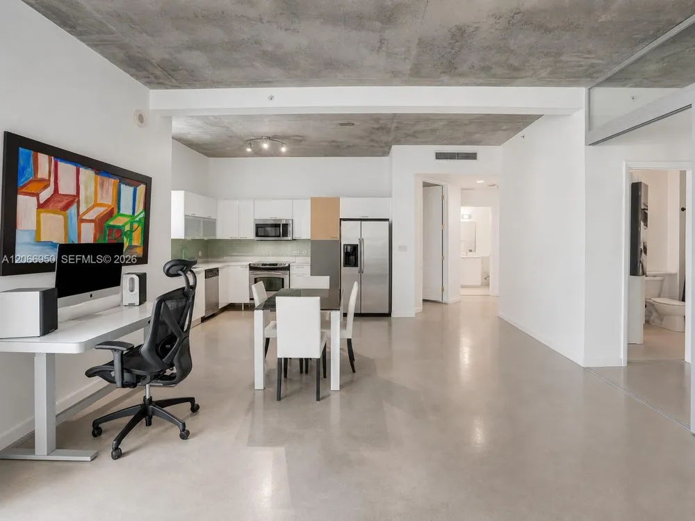 234 NE 3rd St #1007 Miami, FL 33132