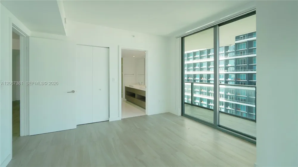 1300 S Miami Ave #2610 Miami, FL 33130