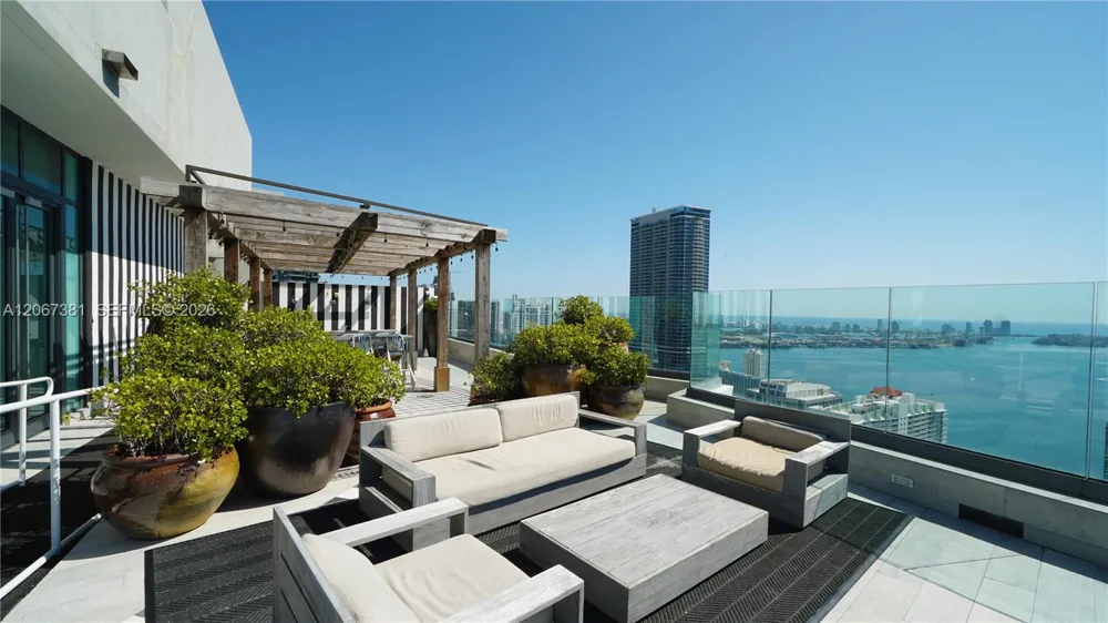 1300 S Miami Ave #2610 Miami, FL 33130