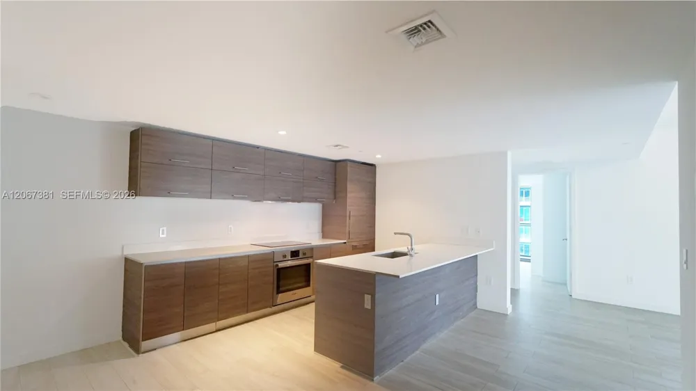 1300 S Miami Ave #2610 Miami, FL 33130