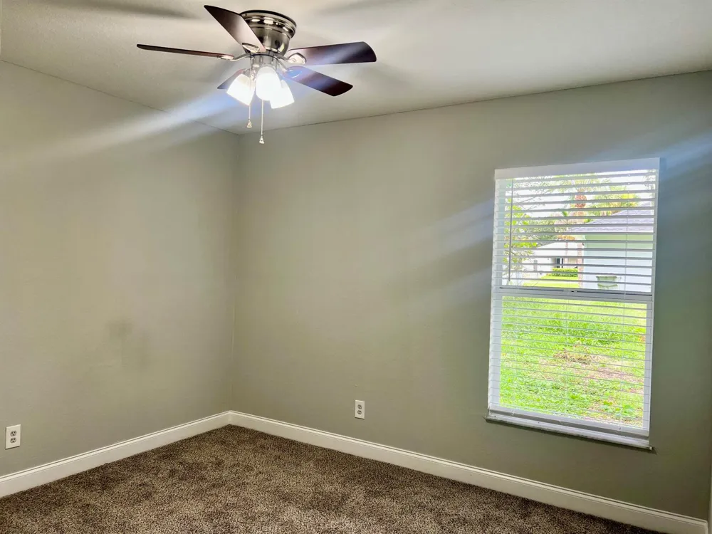 225 12th Street SW Vero Beach, FL 32962