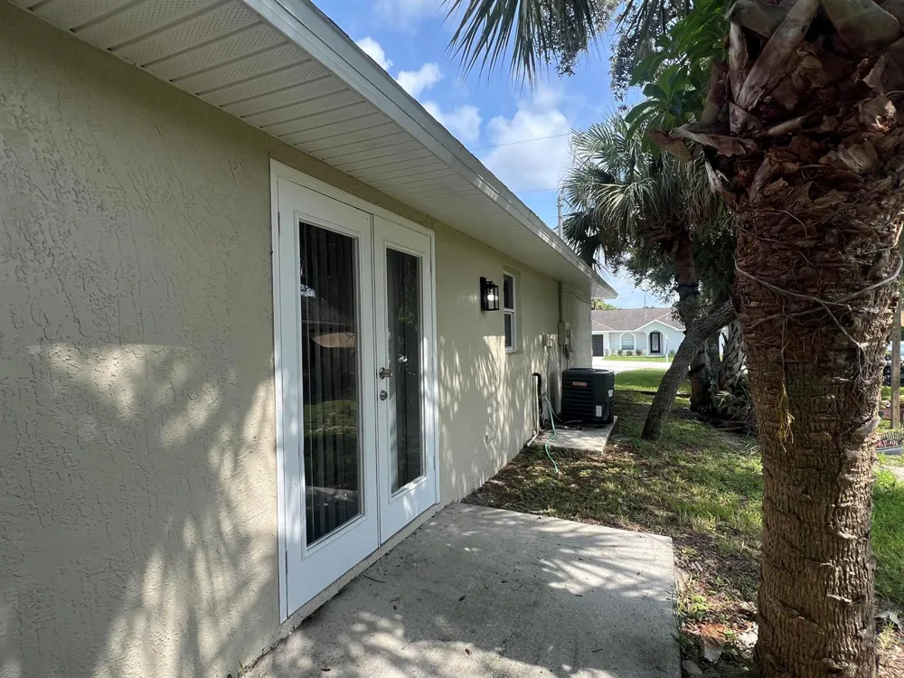 225 12th Street SW Vero Beach, FL 32962