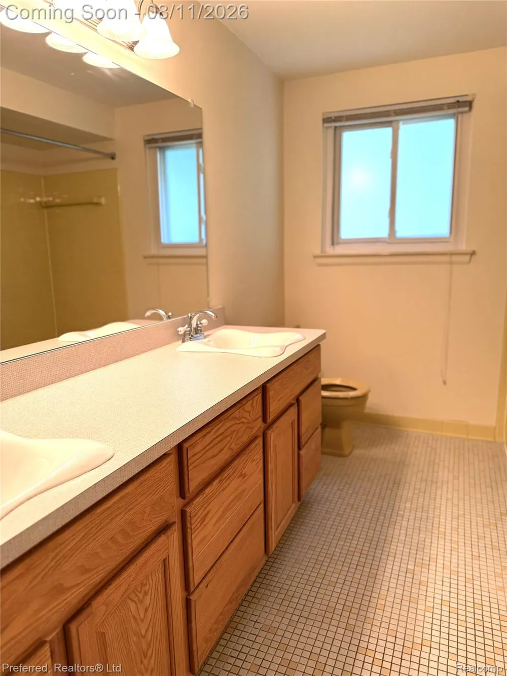 1684 Lexington Street Plymouth City, MI 48170