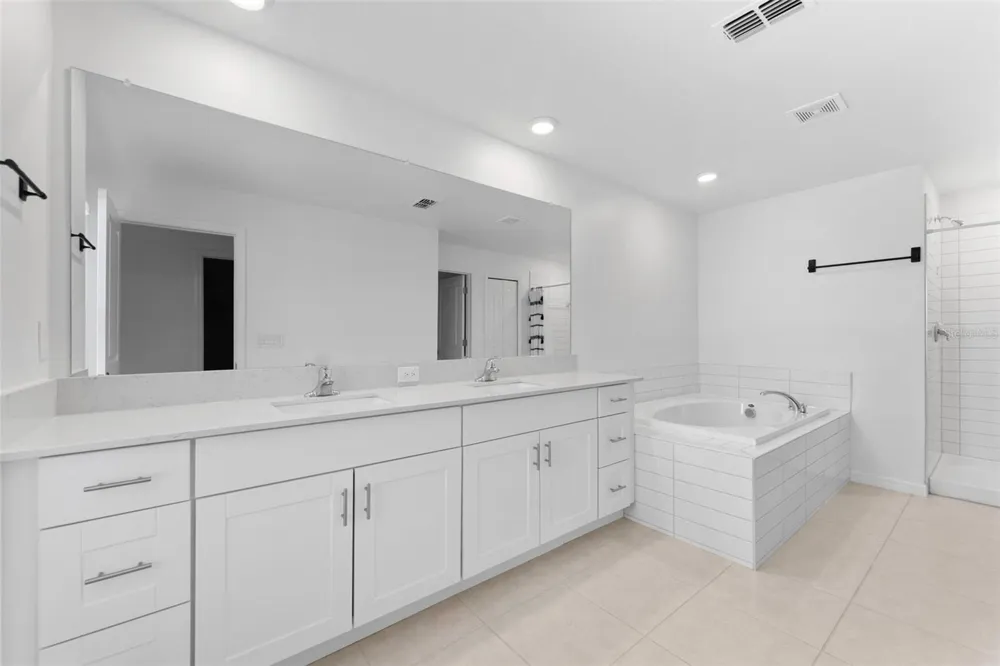 32063 POP ASH PLACE San Antonio, FL 33576