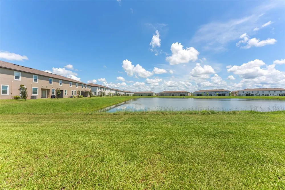 32063 POP ASH PLACE San Antonio, FL 33576