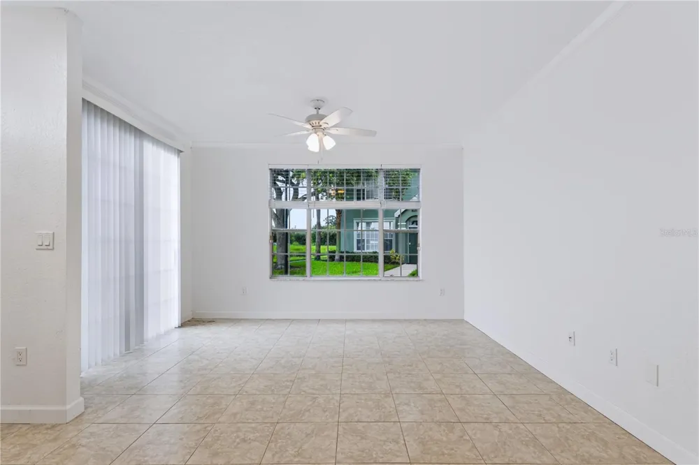 9818 LAKE CHASE ISLAND WAY #9818 Tampa, FL 33626