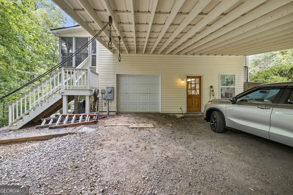 975 Chattahoochee WAY Cornelia, GA 30531