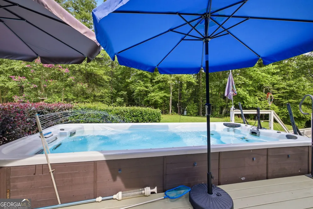 975 Chattahoochee WAY Cornelia, GA 30531