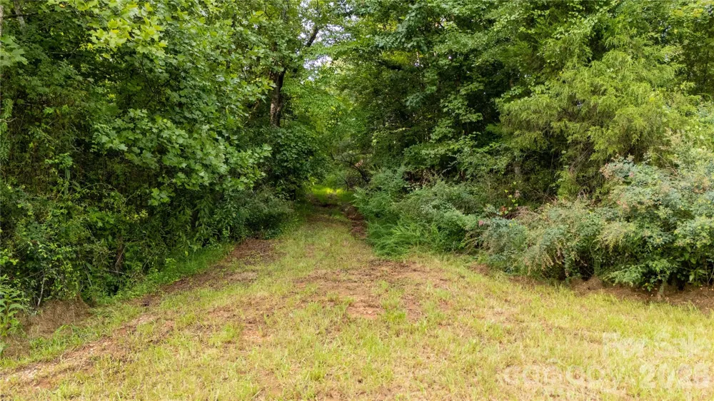 2715 Moose Lodge Street Valdese, NC 28690