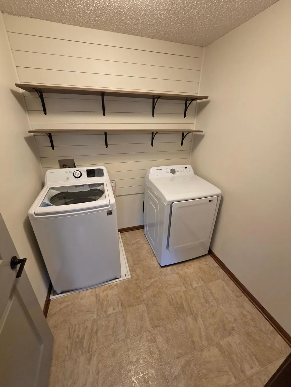 18442 Lafayette Way #628E Lakeville, MN 55044