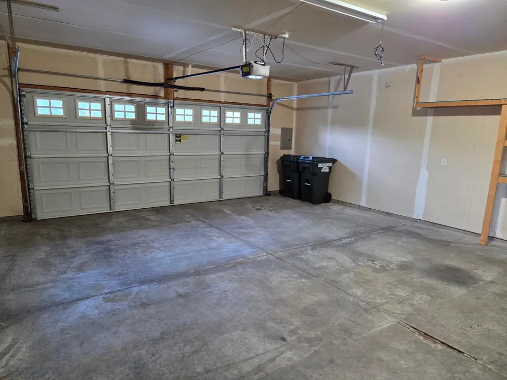 18442 Lafayette Way #628E Lakeville, MN 55044